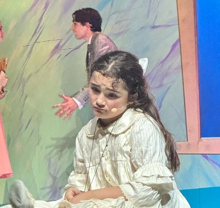 Annie &icirc;ntre tristețe și speranță